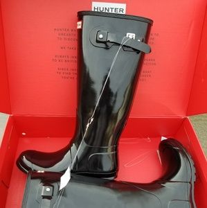 Brand New Hunter Boots size 8 Black
